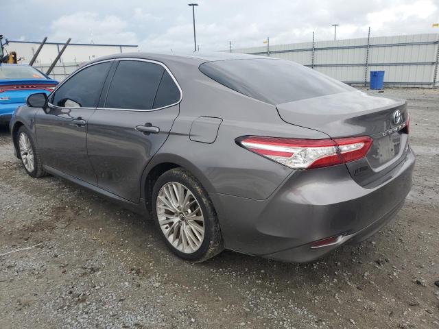 VIN 4T1B11HK8JU065136 2018 Toyota Camry, L no.2