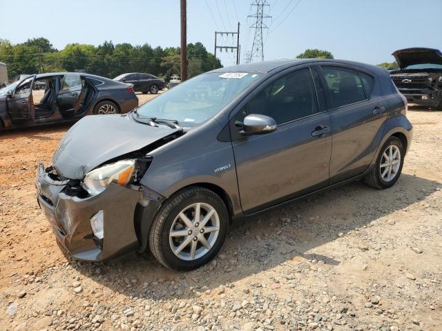 2015 TOYOTA PRIUS C 2015