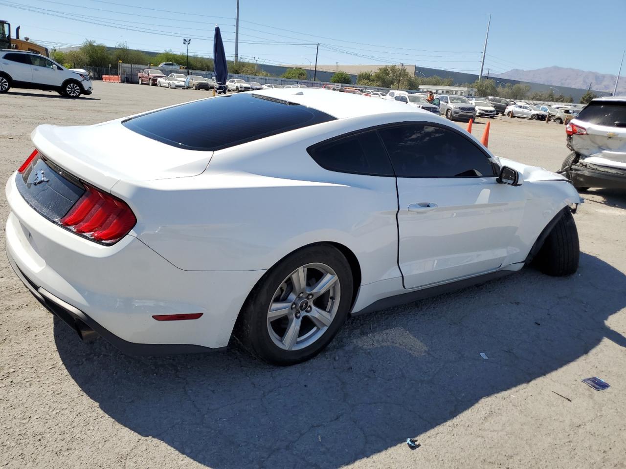 Lot #2993718157 2019 FORD MUSTANG