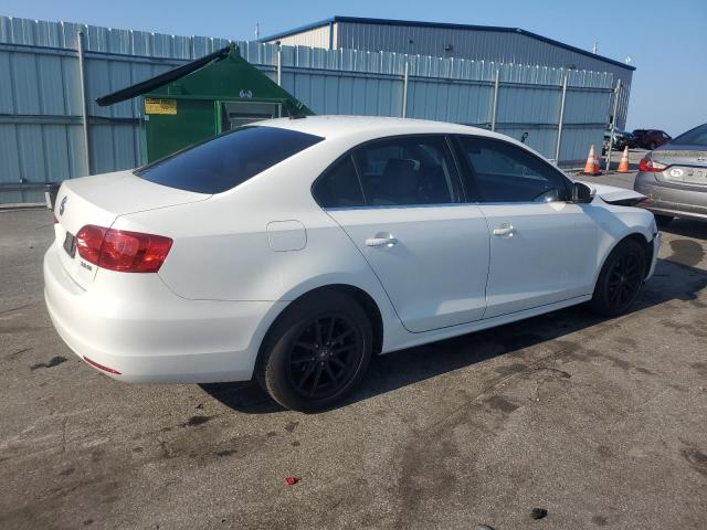 3VWDX7AJ8DM403558 Volkswagen Jetta Se 2013