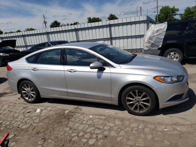 VIN 3FA6P0H73HR164755 2017 Ford Fusion, SE no.4