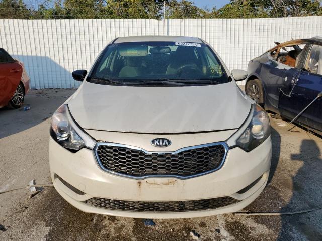 VIN KNAFK4A65F5409411 2015 KIA Forte, LX no.5