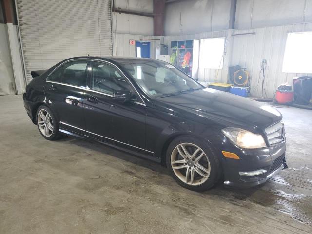 VIN WDDGF8AB1DR270261 2013 Mercedes-Benz C-Class, 3... no.4