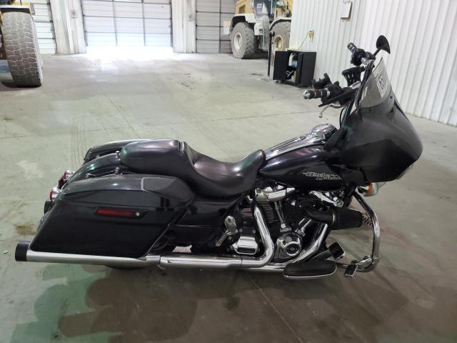 2019 HARLEY-DAVIDSON FLHX - 1HD1KBC16KB679938