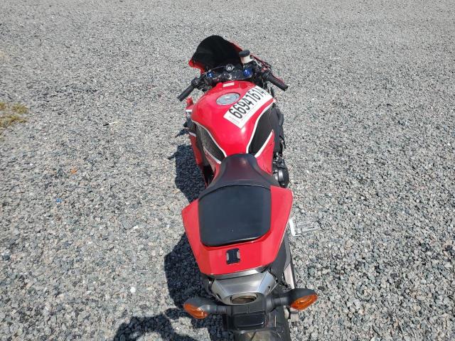 2018 HONDA CBR600 RR JH2PC40H8JK400128