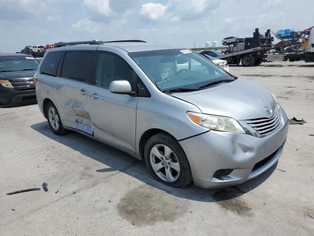 VIN 5TDKZ3DC4HS897658 2017 Toyota Sienna, LE no.4