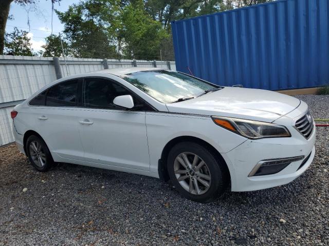 VIN 5NPE24AF9FH145253 2015 Hyundai Sonata, SE no.4