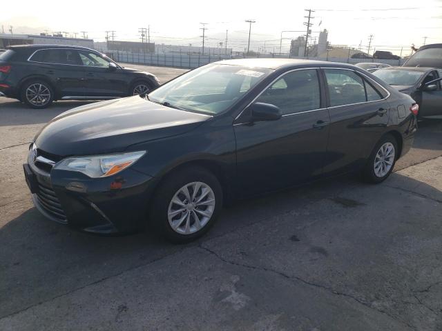 VIN 4T4BF1FKXFR480900 2015 Toyota Camry, LE no.1