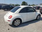 VOLKSWAGEN NEW BEETLE photo