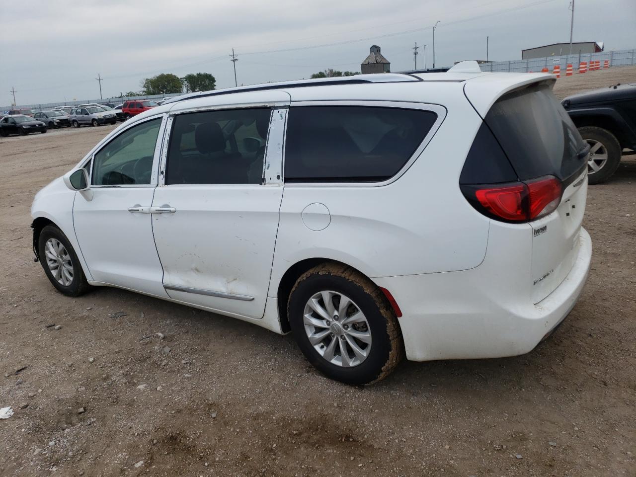 Lot #2942799743 2019 CHRYSLER PACIFICA T