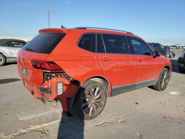 2018 VOLKSWAGEN TIGUAN SE - 3VV3B7AX3JM009318