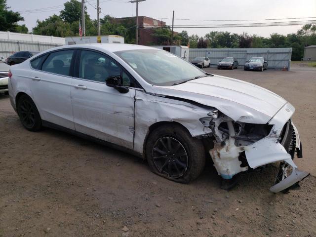 VIN 1FA6P0G75E5385483 2014 Ford Fusion, S no.4