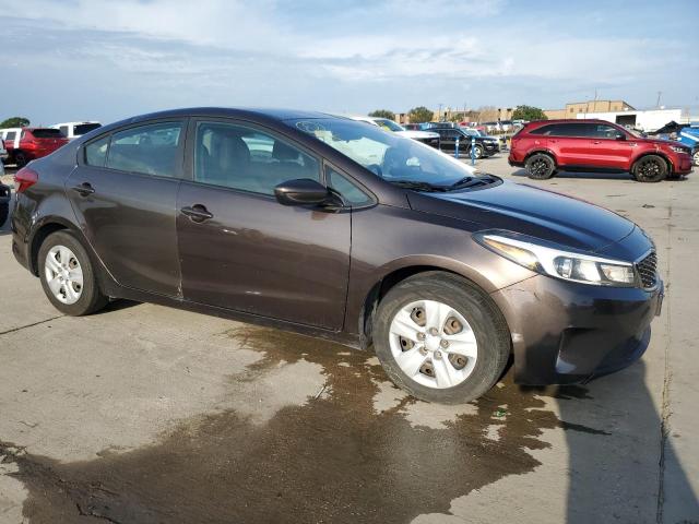 VIN 3KPFK4A78HE158256 2017 KIA FORTE no.4