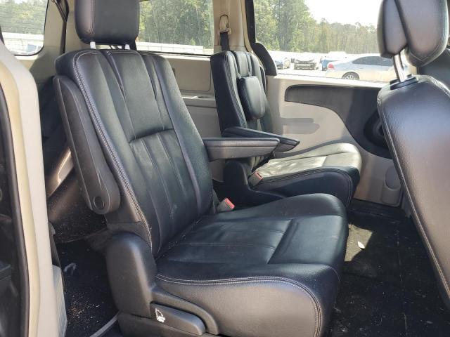 2015 CHRYSLER TOWN & COU - 2C4RC1BGXFR661659
