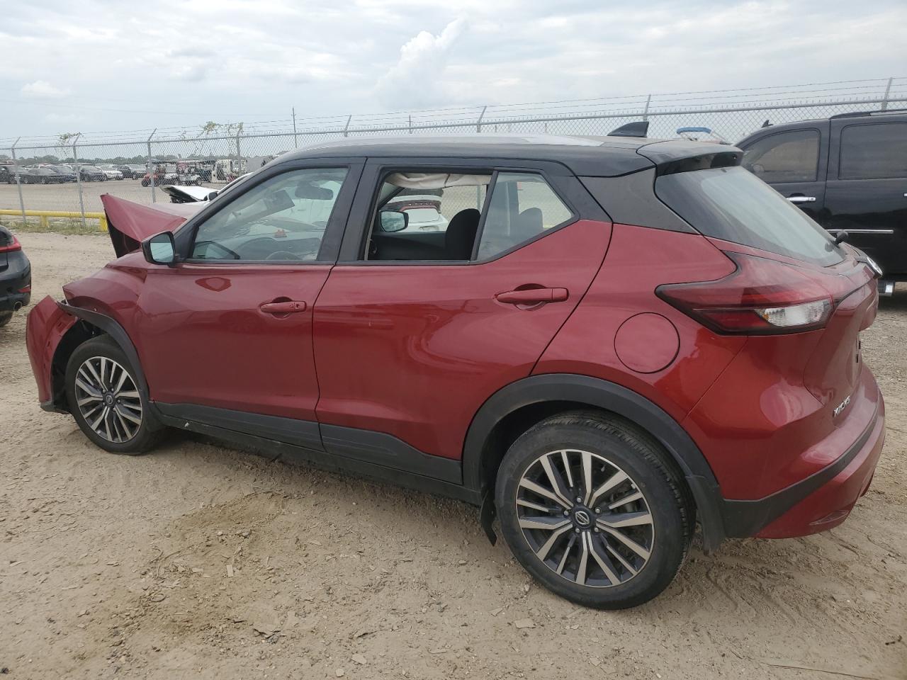 Lot #2955594863 2021 NISSAN KICKS SV