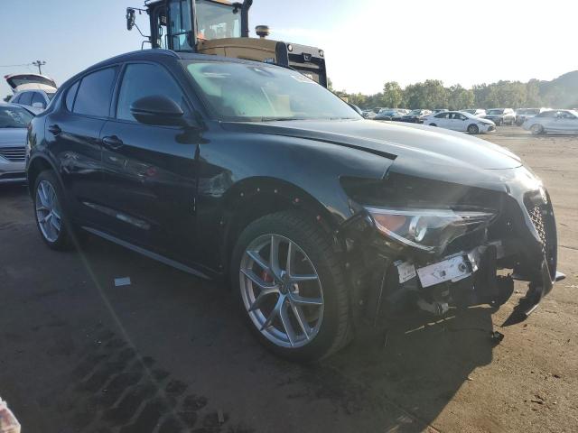 VIN ZASPAKBN1K7C41051 2019 Alfa Romeo Stelvio, TI no.4