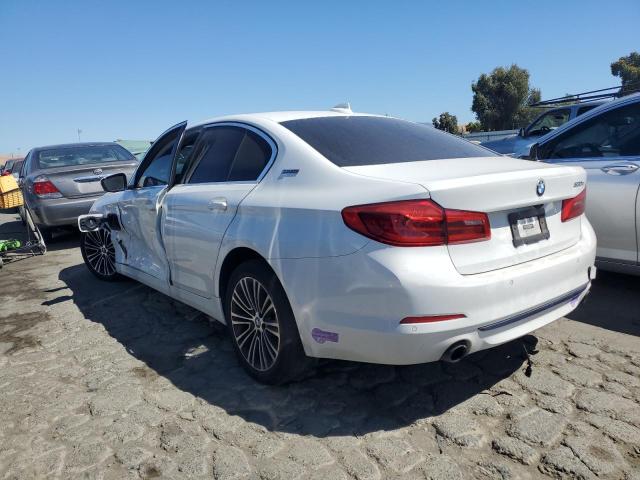 VIN WBAJA9C57KB389334 2019 BMW 5 Series, 530E no.2