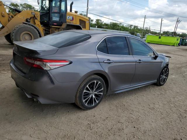 VIN 4T1B11HK8JU608260 2018 Toyota Camry, L no.3