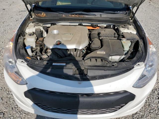 2015 HYUNDAI SONATA HYB - KMHEC4A43FA122131