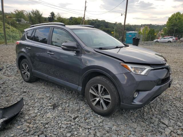2017 TOYOTA RAV4 XLE - JTMRFREV8HJ129611