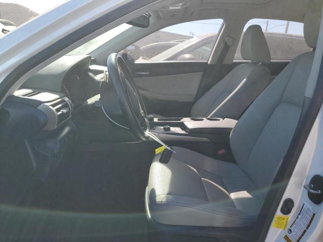 2016 LEXUS IS 200T - JTHBA1D22G5015151