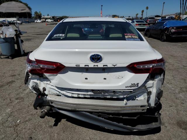 VIN 4T1B21HK0JU009026 2018 Toyota Camry, Hybrid no.6