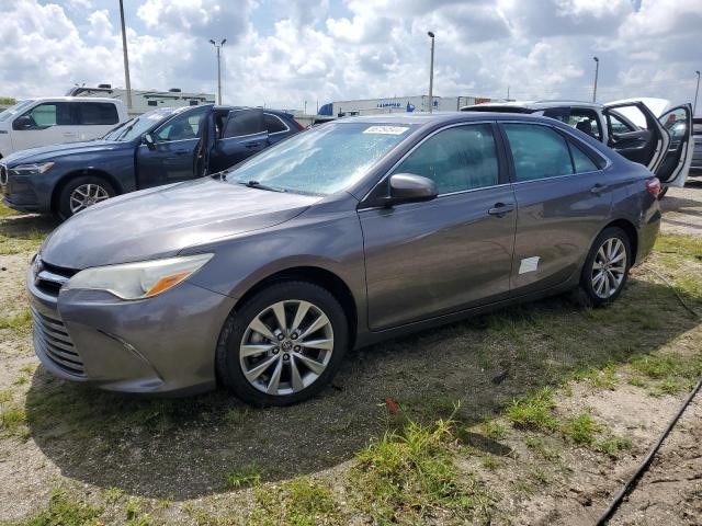 VIN 4T1BF1FK7GU542474 2016 Toyota Camry, LE no.1