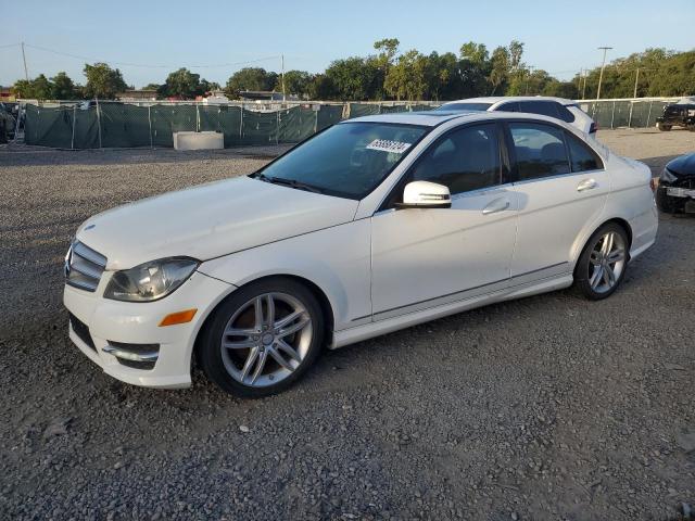 VIN WDDGF4HB5DR266115 2013 Mercedes-Benz C-Class, 250 no.1