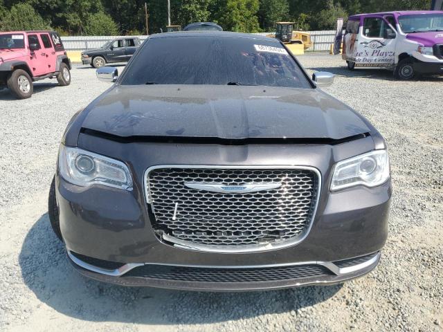 VIN 2C3CCAAG4KH667209 2019 Chrysler 300, Touring no.5