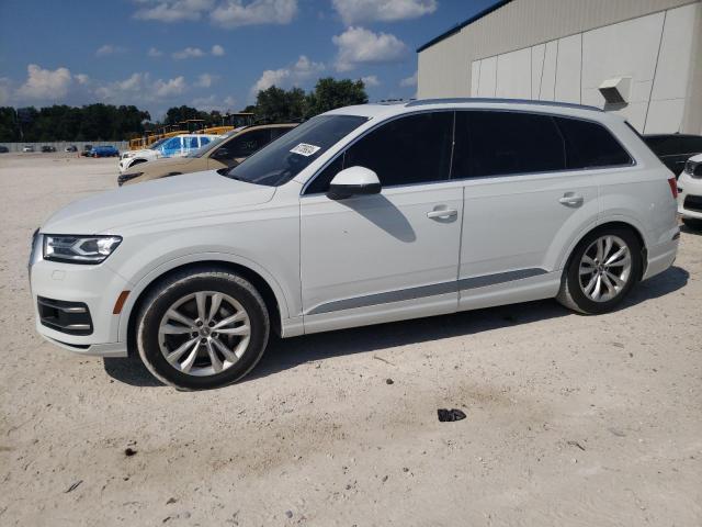 VIN WA1AAAF72KD010661 2019 Audi Q7, Premium no.1