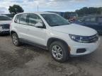 VOLKSWAGEN TIGUAN S photo