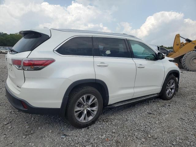 VIN 5TDJKRFH6ES048879 2014 Toyota Highlander, Xle no.3