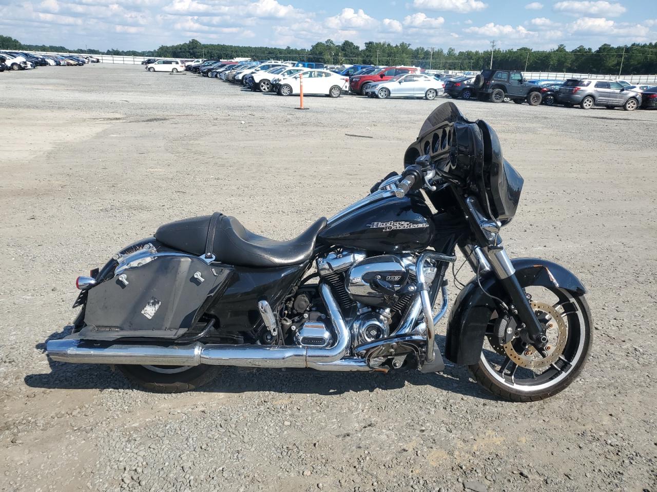 1HD1KRC14HB611591 HARLEY-DAVIDSON FLHXS STRE 2017
