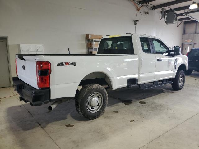 VIN 1FT7X2BA1REC04740 2024 FORD F250 no.3