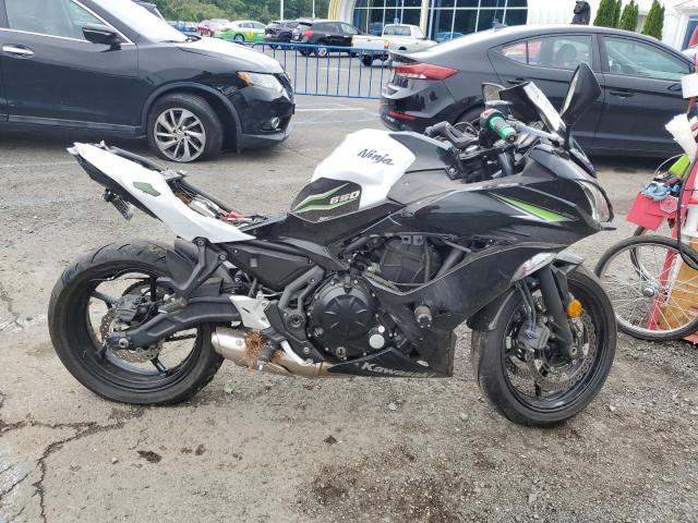 2017 KAWASAKI EX650 F - JKAEXEK11HDA00448