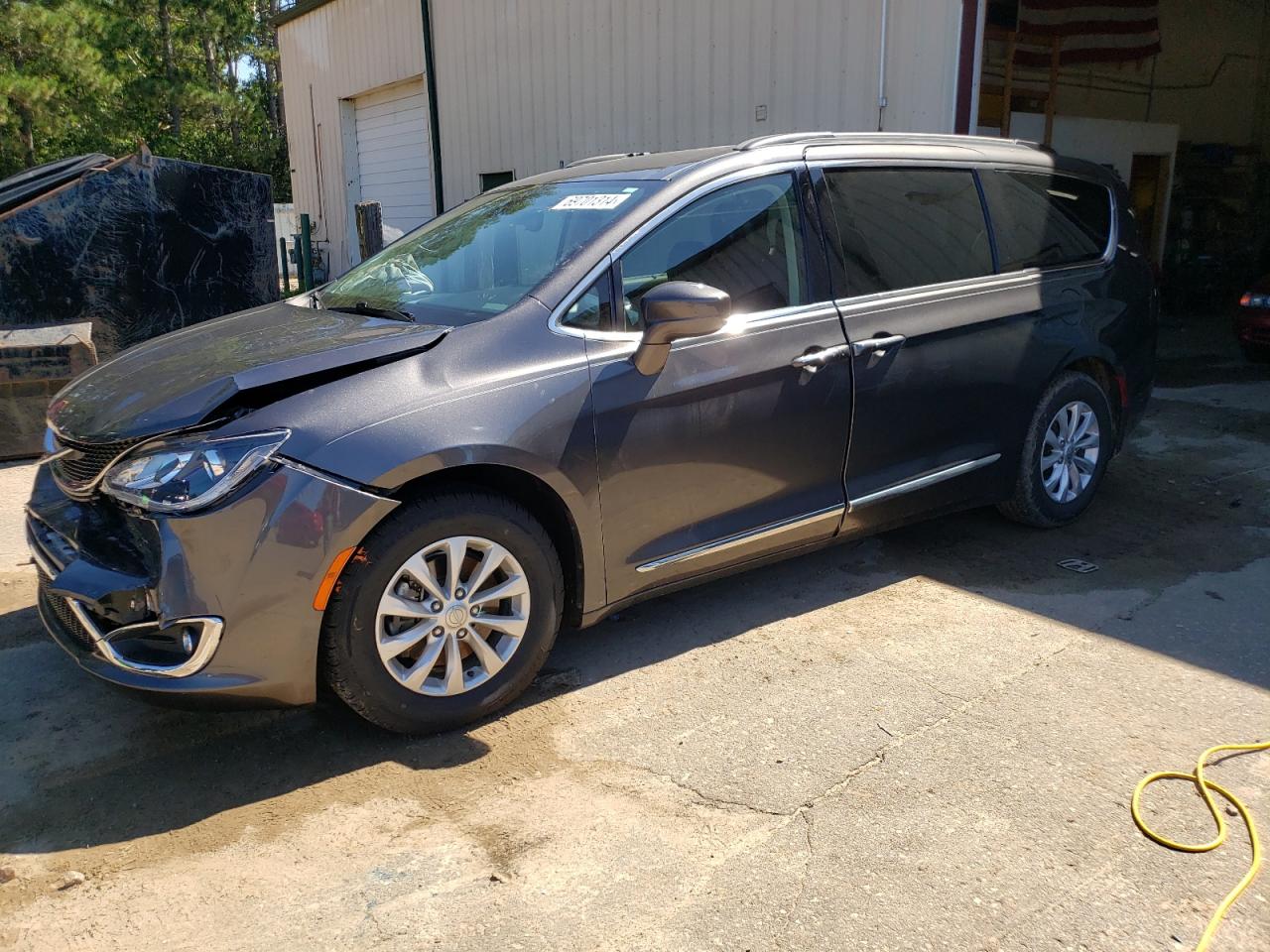 CHRYSLER PACIFICA TOURING L
