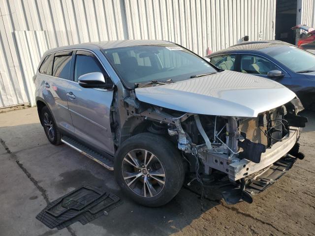 VIN 5TDZARFH8KS055673 2019 Toyota Highlander, LE no.4