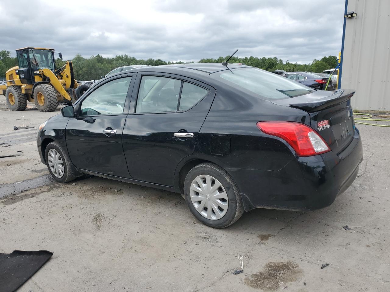 Lot #3033337822 2015 NISSAN VERSA S