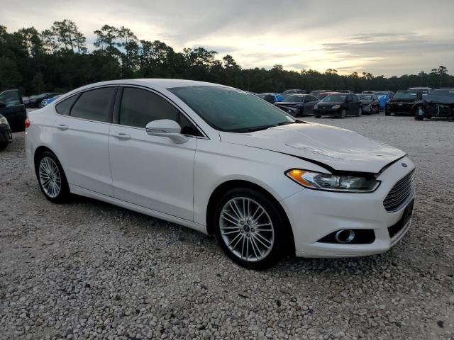 VIN 3FA6P0HD9GR130145 2016 Ford Fusion, SE no.4