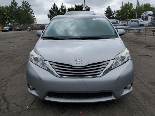 VIN 5TDYK3DCXFS550332 2015 Toyota Sienna, Xle no.5