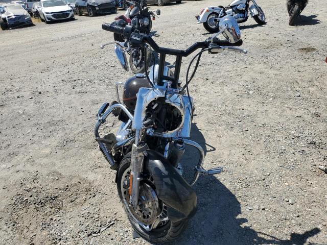 2011 HARLEY-DAVIDSON FLHR - 1HD1FB414BB664308