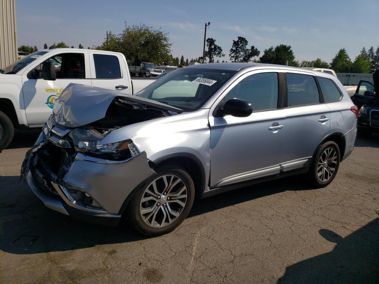 Lot #2860470023 2016 MITSUBISHI OUTLANDER