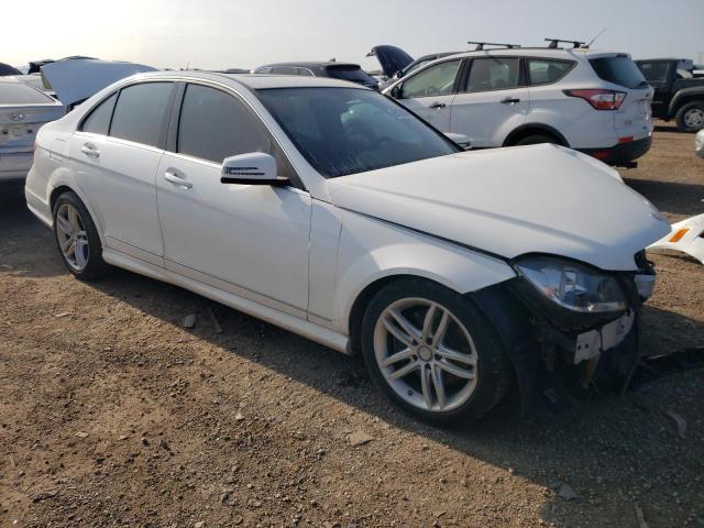 VIN WDDGF8AB2DA795246 2013 Mercedes-Benz C-Class, 3... no.4