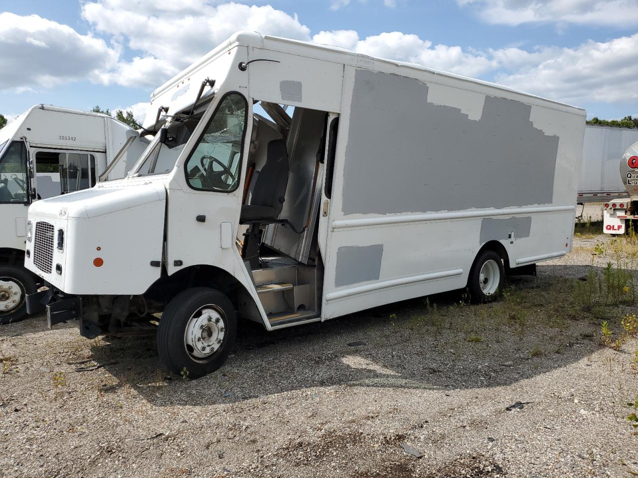 Freightliner MT 45G Front Gasoline Engine Walk in Van Chassis 2021 