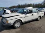 VOLVO 240 photo