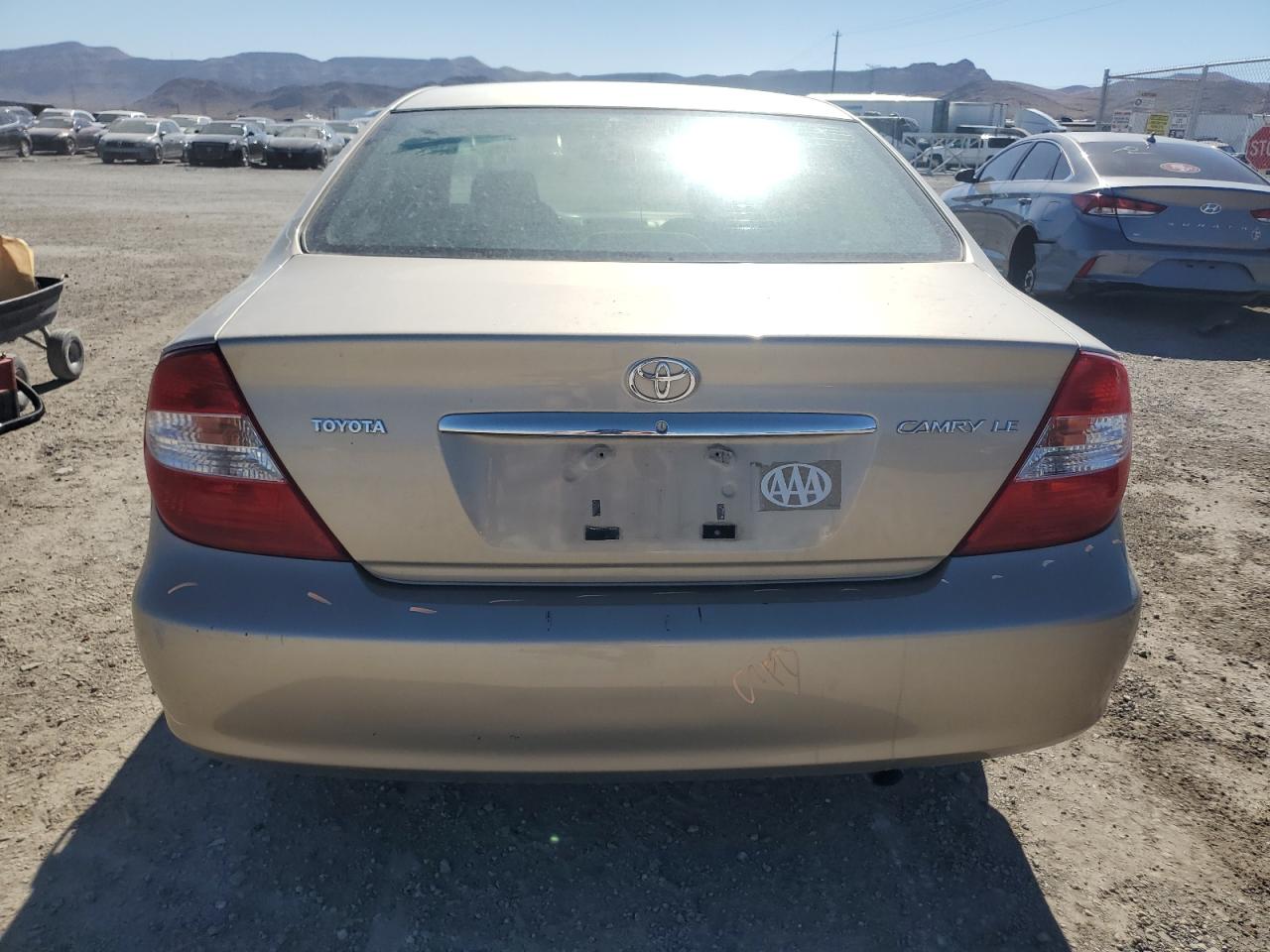 Lot #2993778166 2004 TOYOTA CAMRY LE