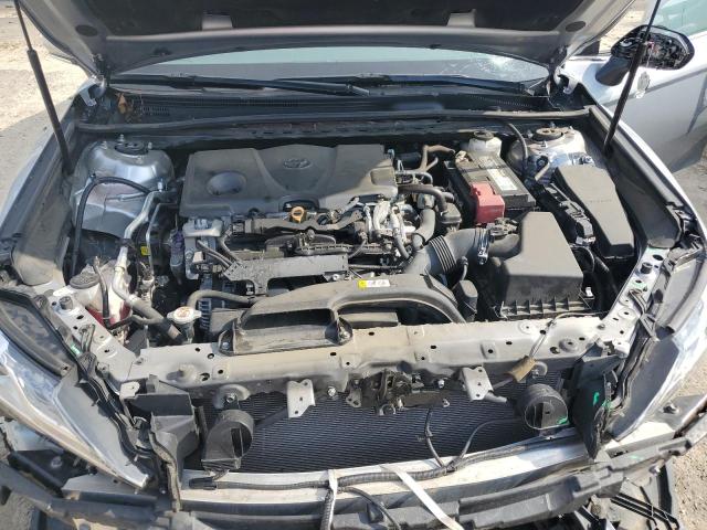 VIN 4T1B11HK1JU157138 2018 Toyota Camry, L no.11