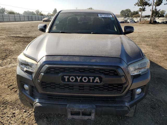 VIN 3TMAZ5CN4HM037320 2017 Toyota Tacoma, Double Cab no.5