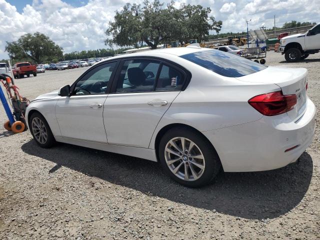 VIN WBA8E5G5XHNU22615 2017 BMW 3 Series, 320 XI no.2