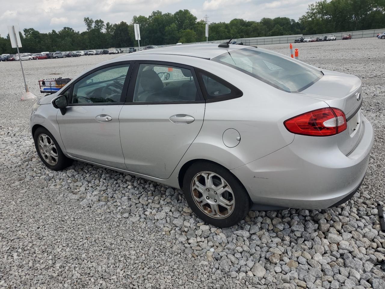 Lot #2895102581 2012 FORD FIESTA S